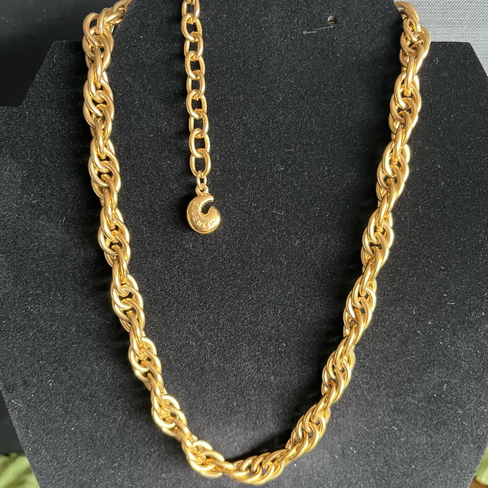 VINTAGE GIVENCHY GOLD PLATED NECKLACE